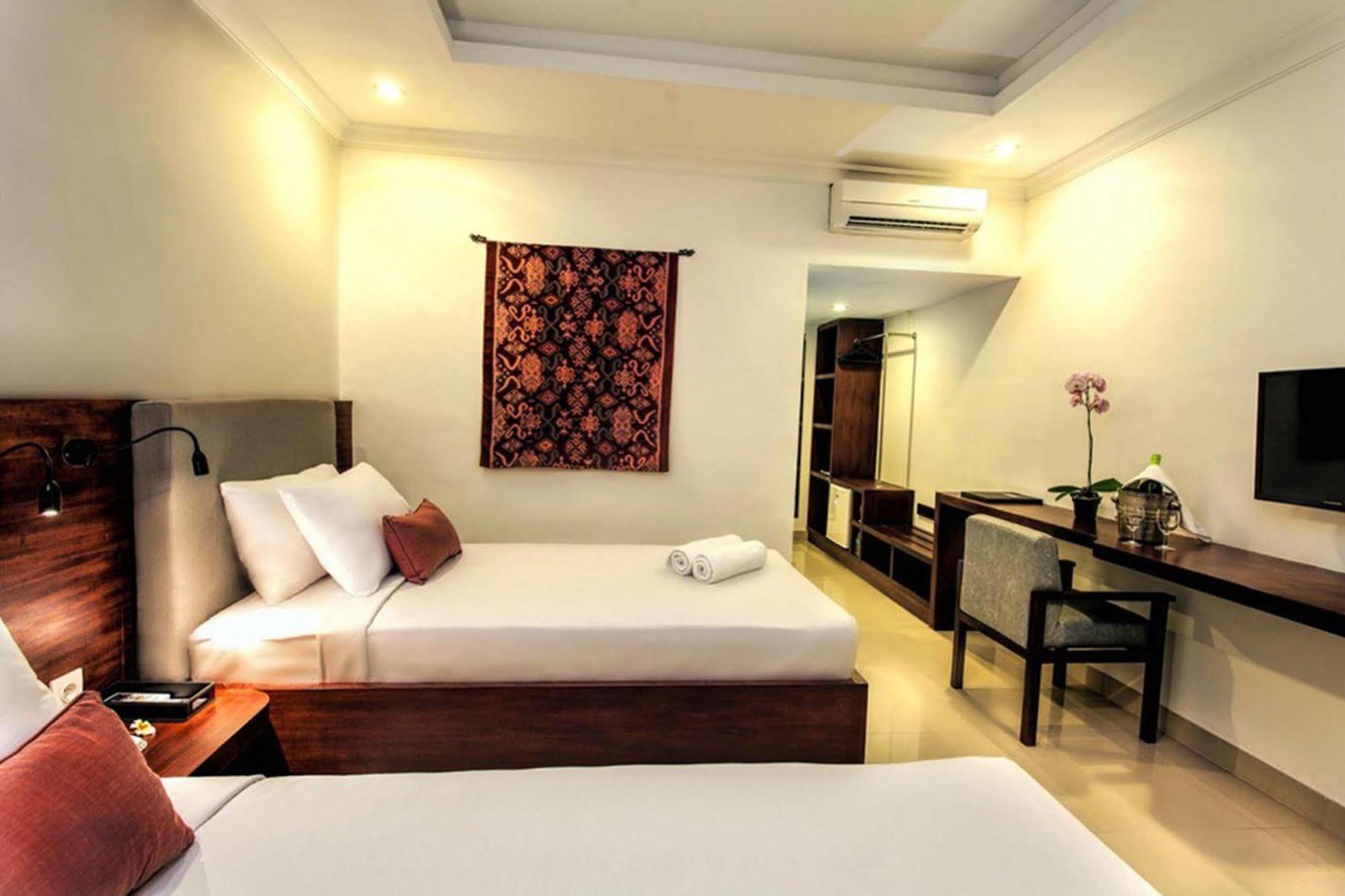 Ida Hotel 3*